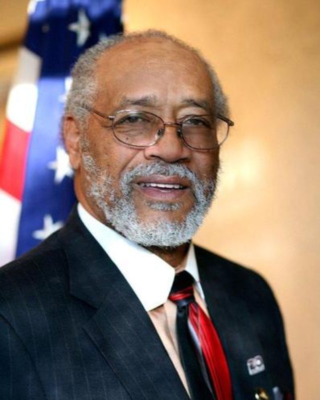 David E. Lucas